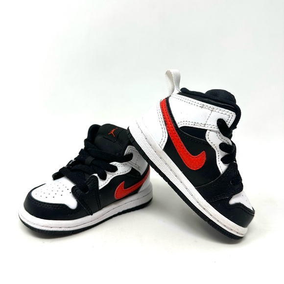 Nike Air Jordan 1 Mid Black Chile Red Toddler 4C Sneakers 640735-075 - Picture 1 of 11